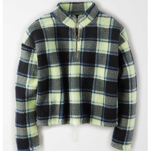 Brand new Sherpa plaid pullover💚💙